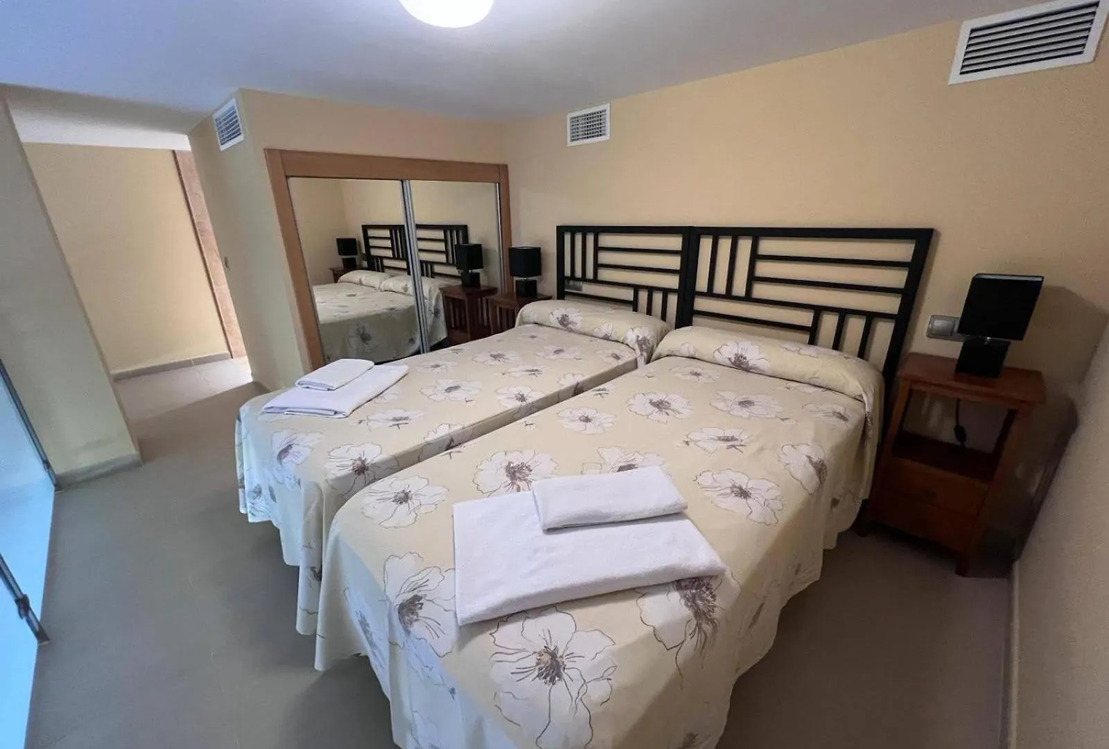 Apartamento Con Terraza Huelva 0*,